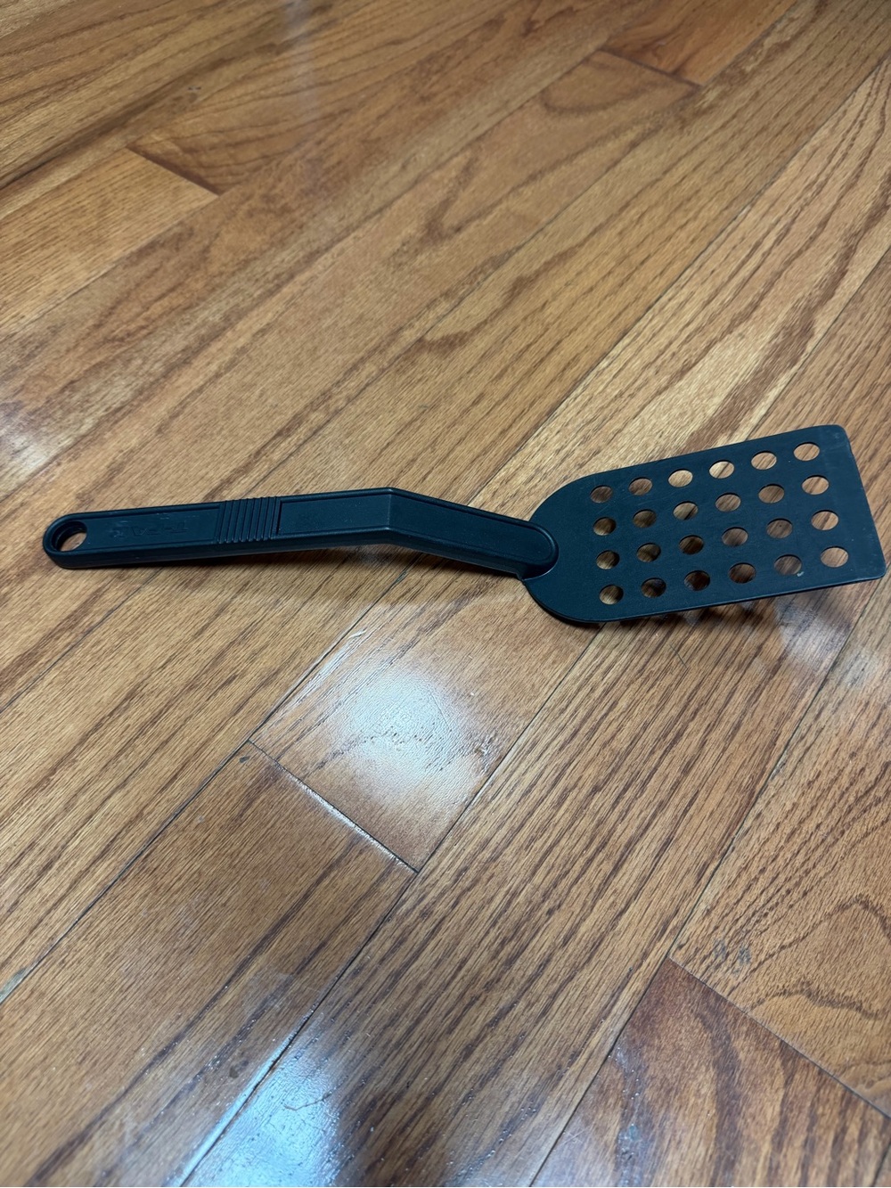 T-Fal Black Nylon Slotted Holes Spatula Plastic Lightweight Flipper Canada 13”